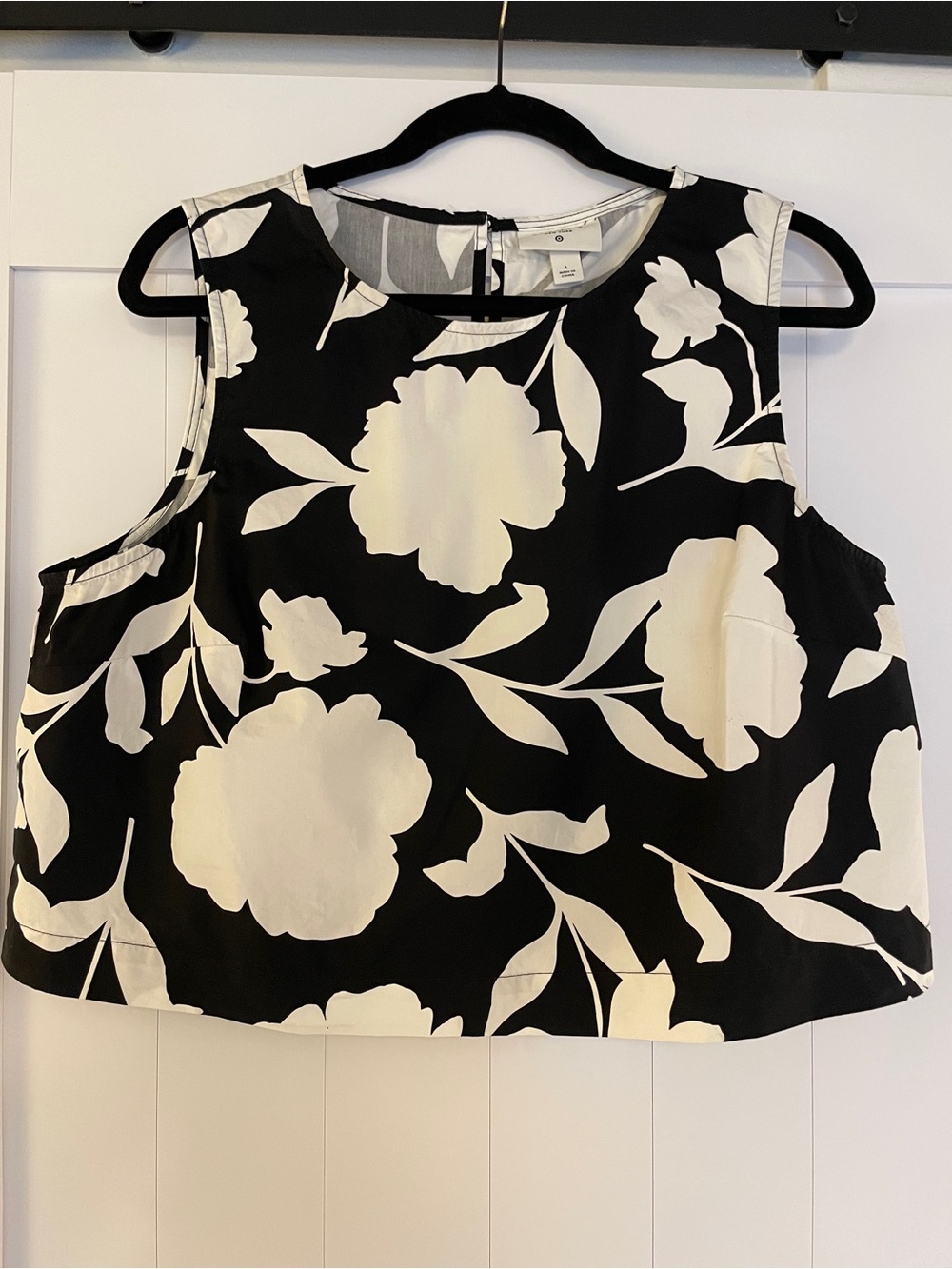 kate spade Black and White Floral Sleeveless Shell